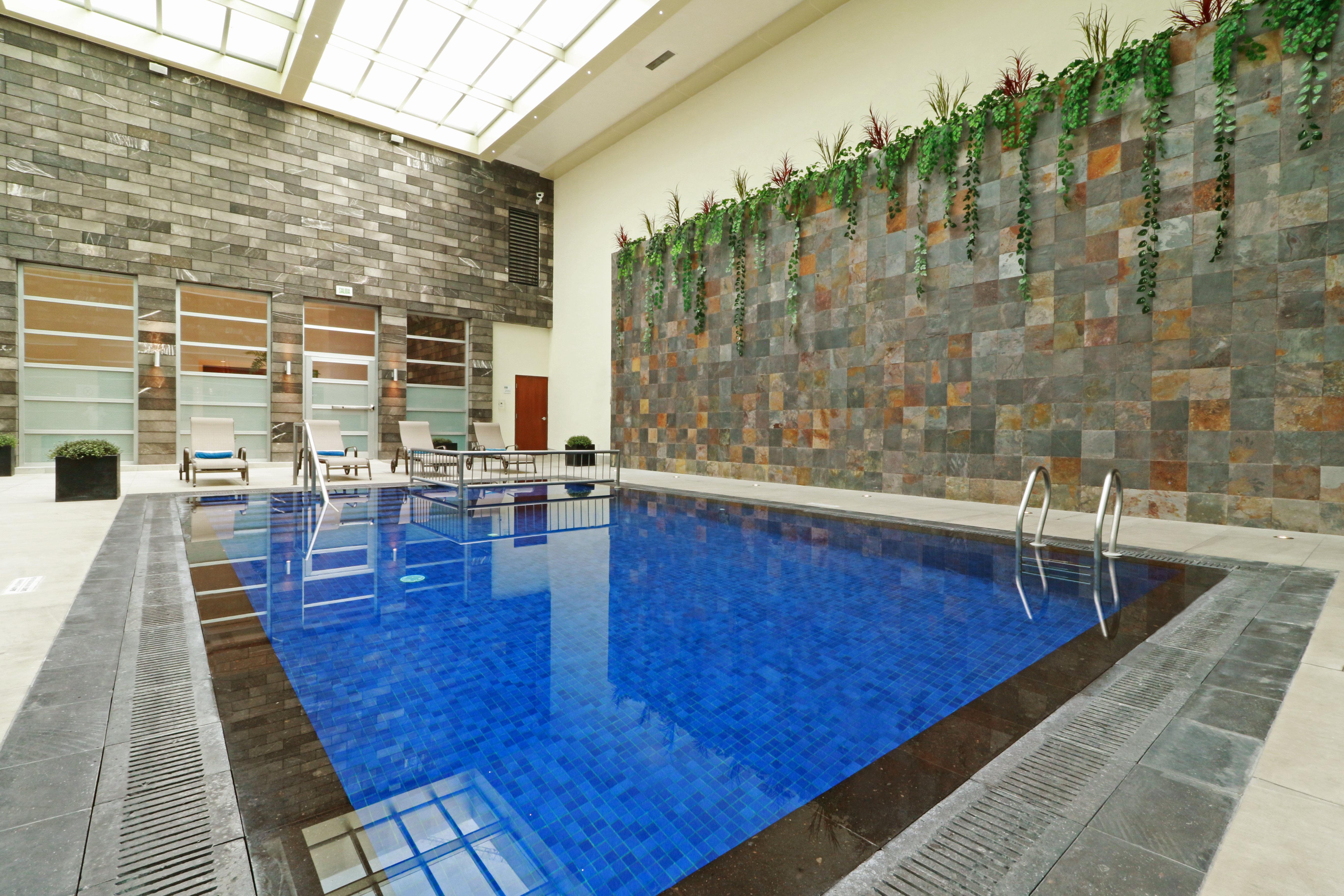 Holiday Inn & Suites Plaza Mayor By Ihg León Kültér fotó