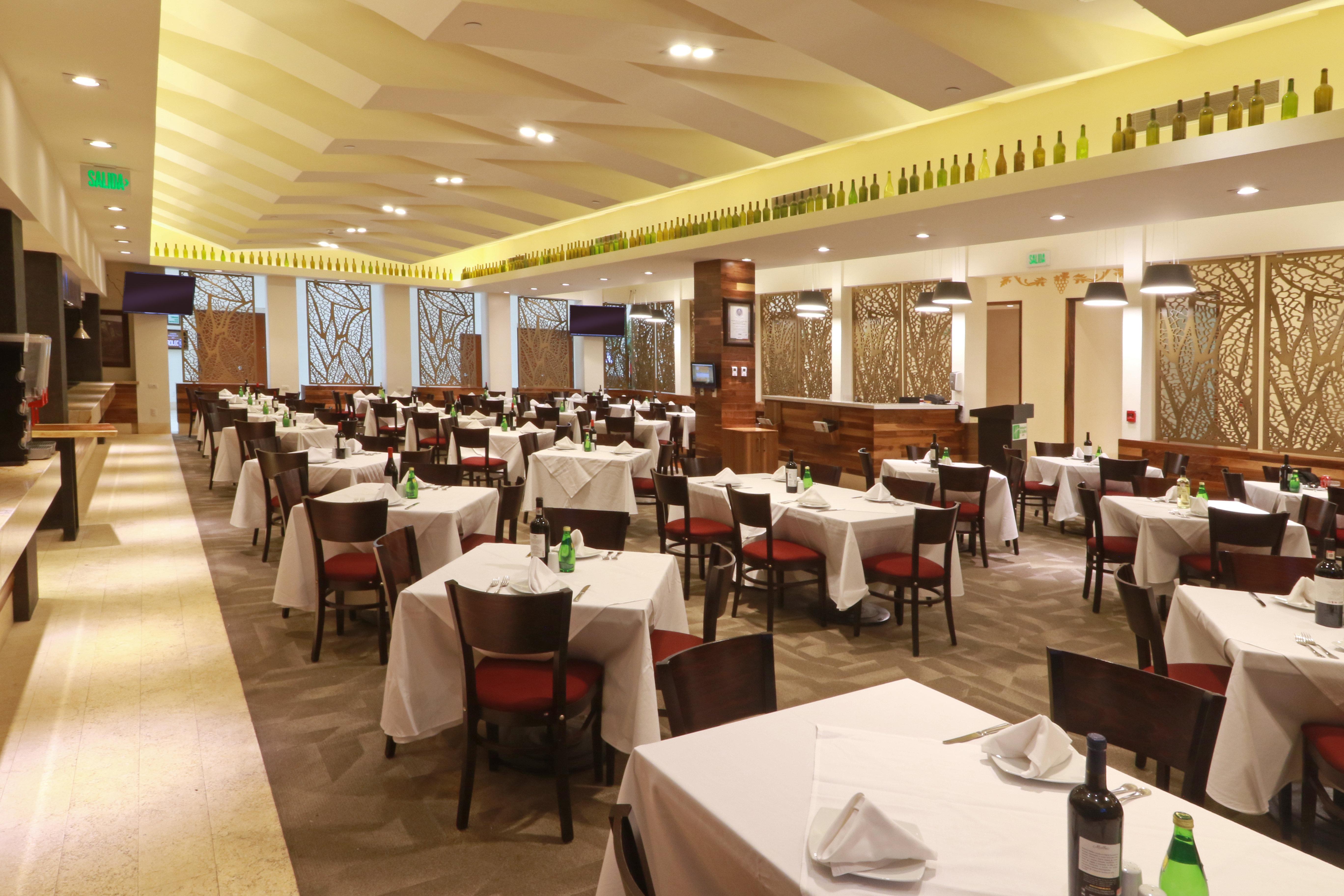 Holiday Inn & Suites Plaza Mayor By Ihg León Kültér fotó