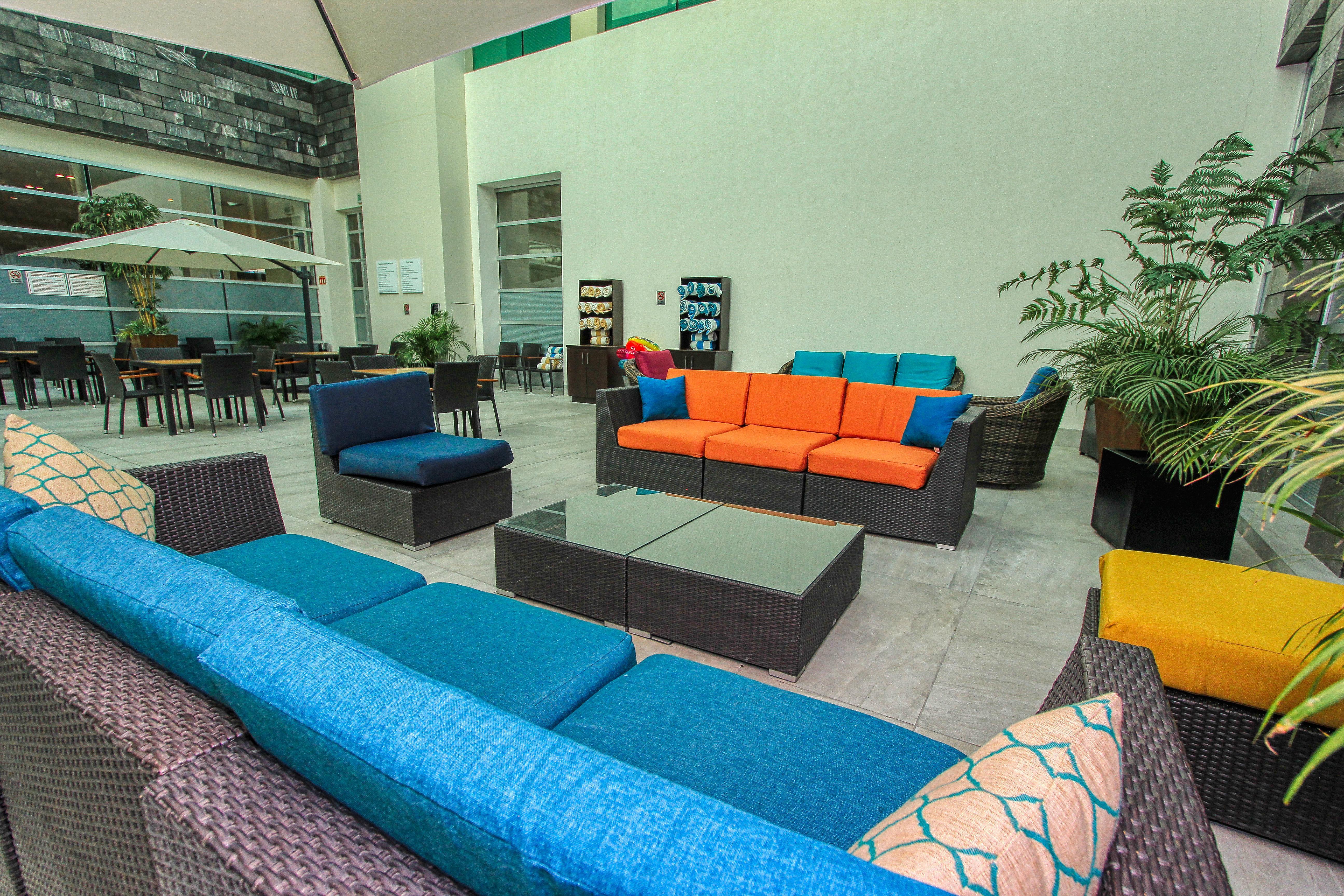 Holiday Inn & Suites Plaza Mayor By Ihg León Kültér fotó