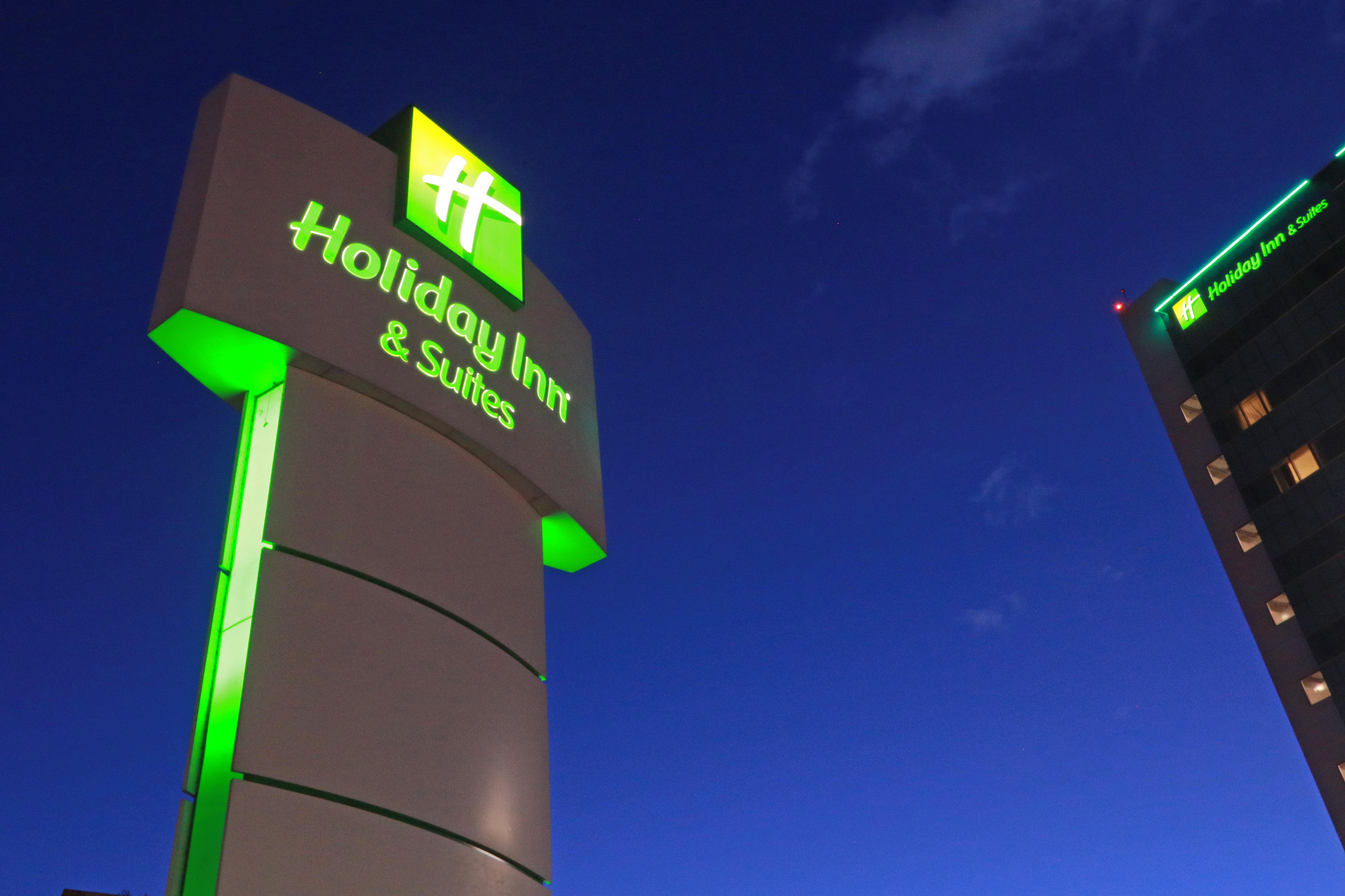 Holiday Inn & Suites Plaza Mayor By Ihg León Kültér fotó